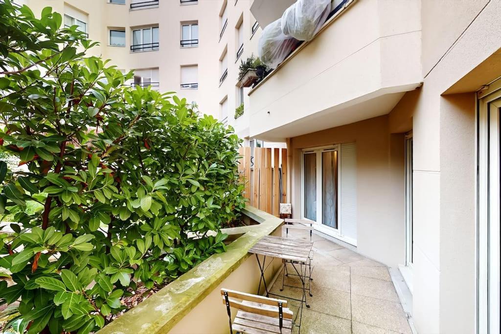 8 Personnes - 4 Rooms - 2 Salle De Bain - Metro 7 & 14 - Porte Italie - Private Car Park- Wifi 勒·克里姆林·比塞特 外观 照片