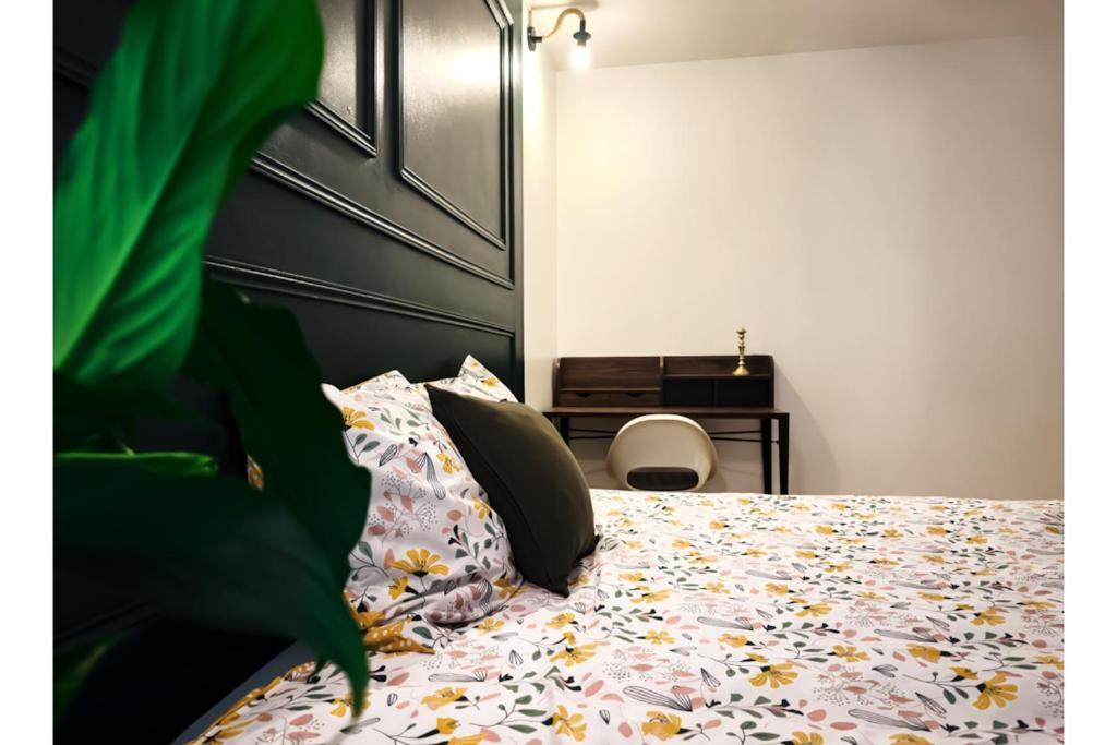8 Personnes - 4 Rooms - 2 Salle De Bain - Metro 7 & 14 - Porte Italie - Private Car Park- Wifi 勒·克里姆林·比塞特 外观 照片