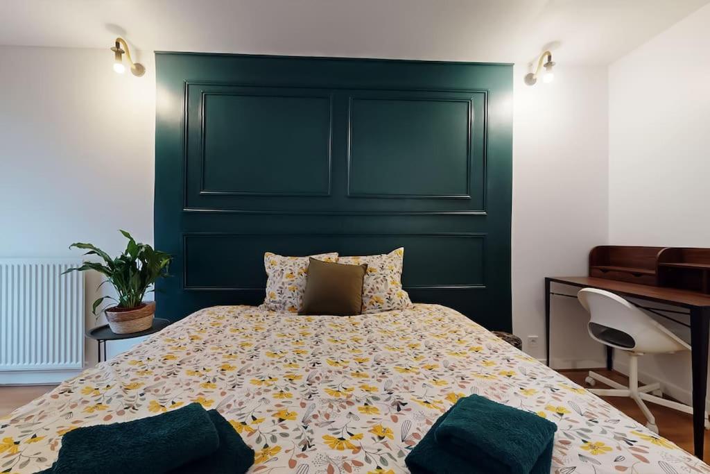 8 Personnes - 4 Rooms - 2 Salle De Bain - Metro 7 & 14 - Porte Italie - Private Car Park- Wifi 勒·克里姆林·比塞特 外观 照片