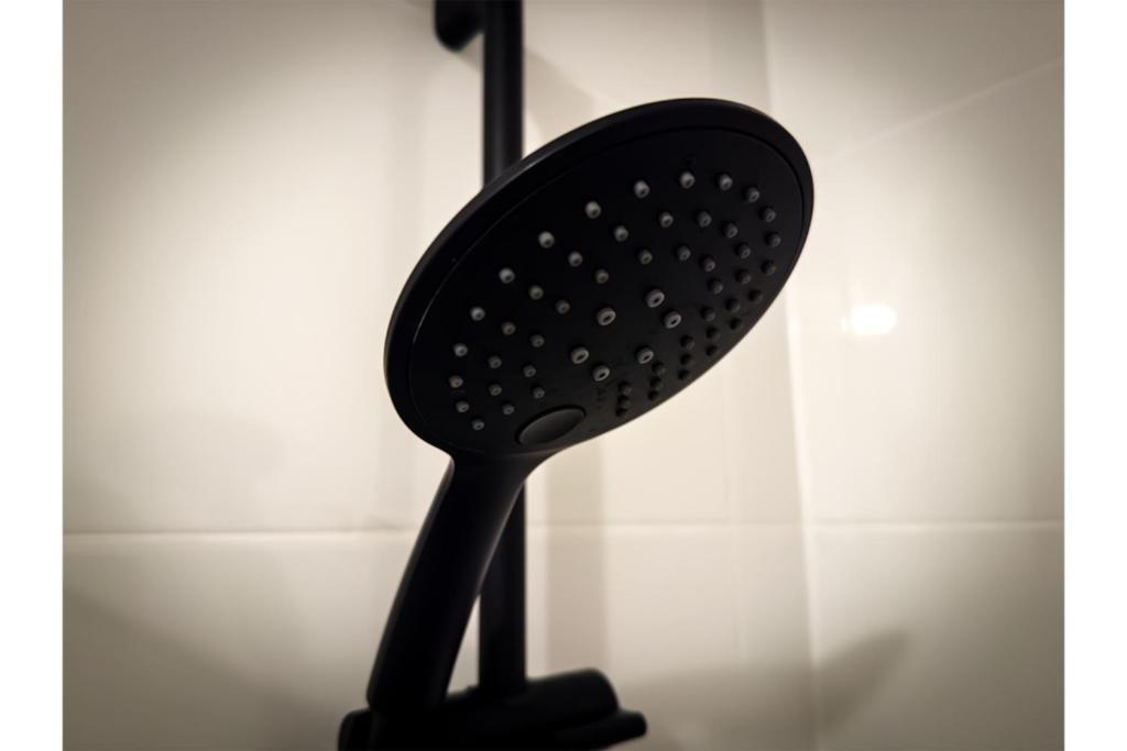 8 Personnes - 4 Rooms - 2 Salle De Bain - Metro 7 & 14 - Porte Italie - Private Car Park- Wifi 勒·克里姆林·比塞特 外观 照片