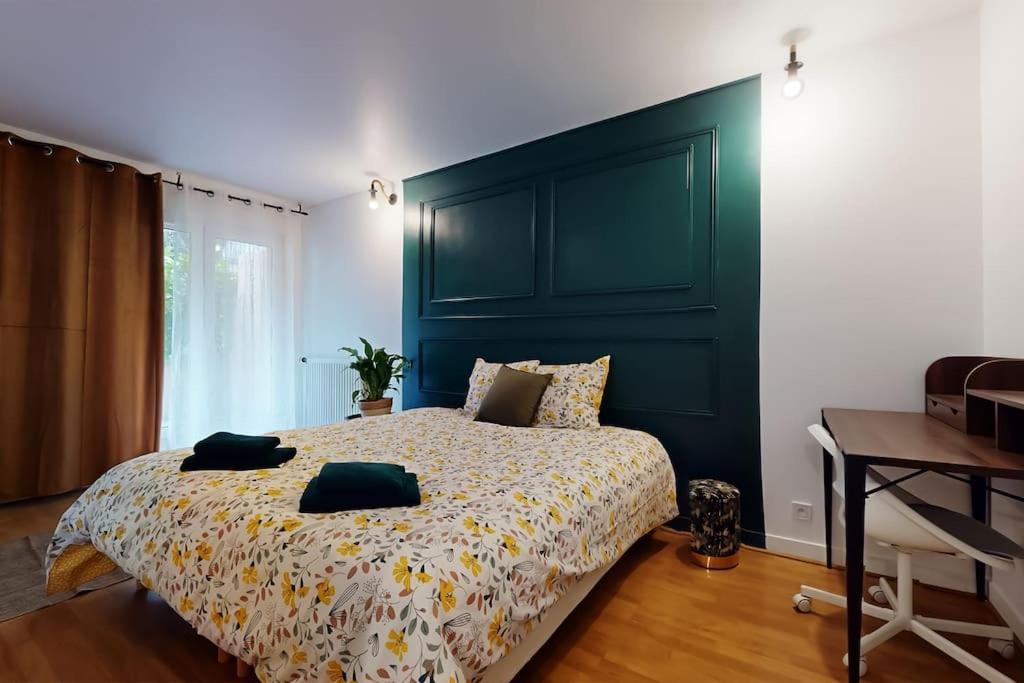 8 Personnes - 4 Rooms - 2 Salle De Bain - Metro 7 & 14 - Porte Italie - Private Car Park- Wifi 勒·克里姆林·比塞特 外观 照片